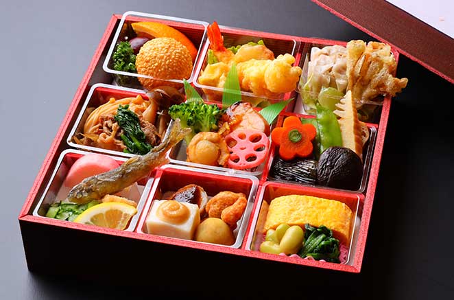 会席弁当